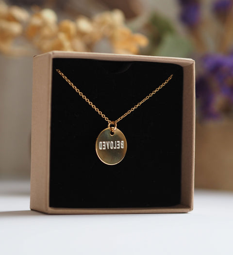 Silberkette mit gravierter Scheibe