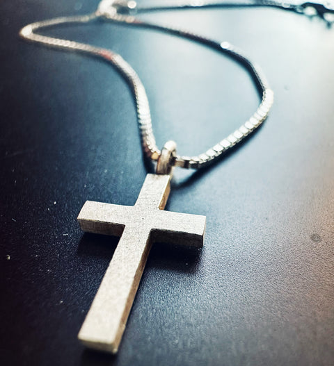 Handgeschmiedetes Kreuz (Silber)